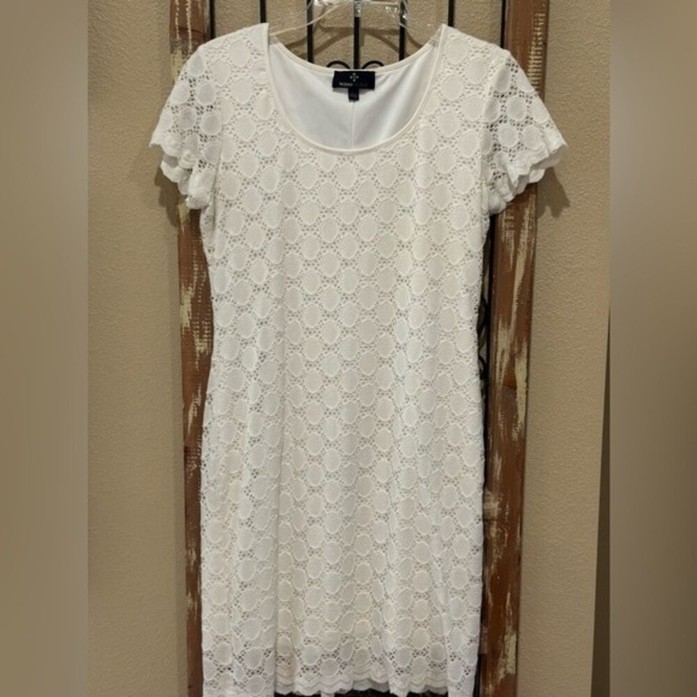 Ronni Nicole mini lace dress